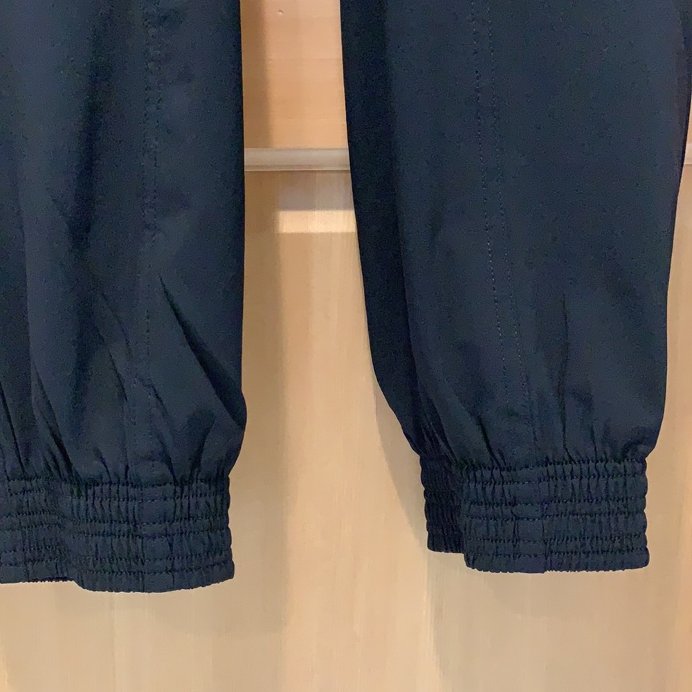 Athleta Chelsea Jogger with side pockets. - Picture 3 of 6